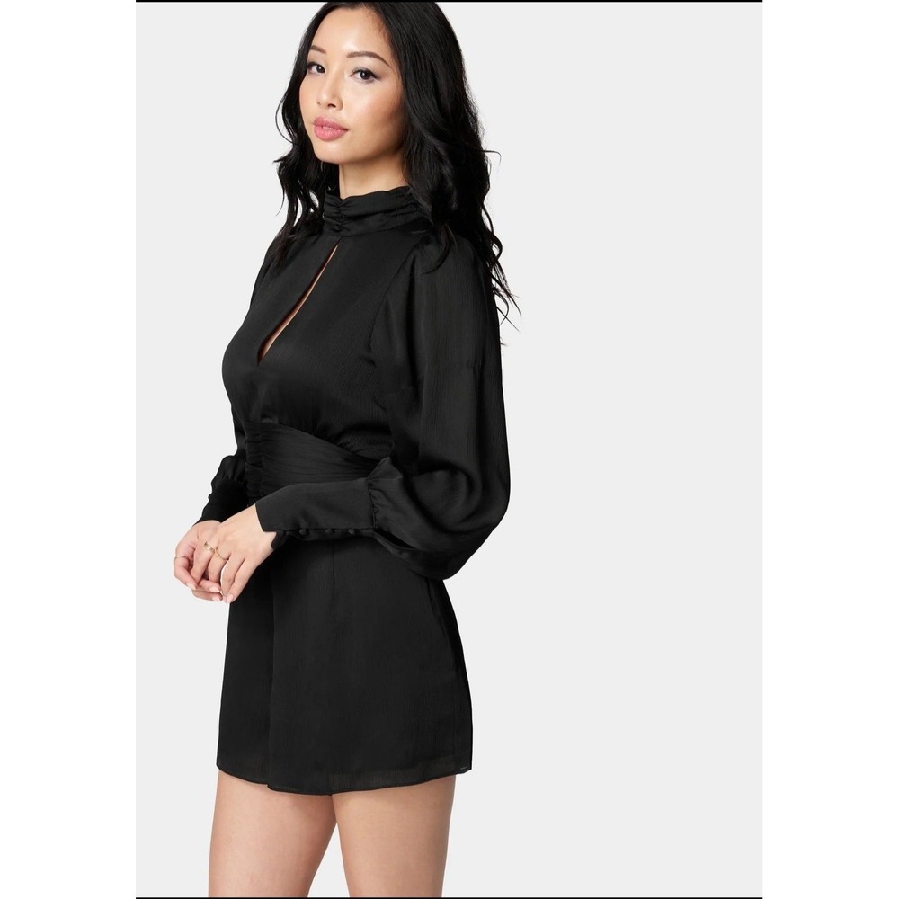 Bebe Women's Black Chintz Yoryu Keyhole Long Sleeve Romper Size 10 NWT